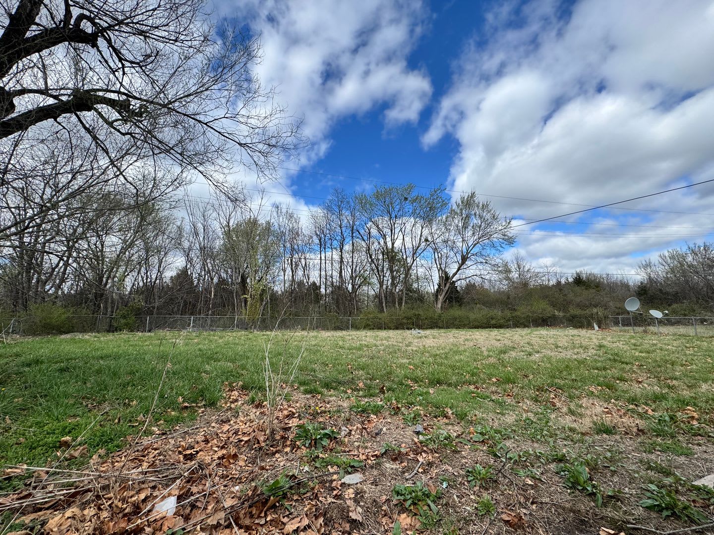 3 Bedroom/1 Bath – photo 2