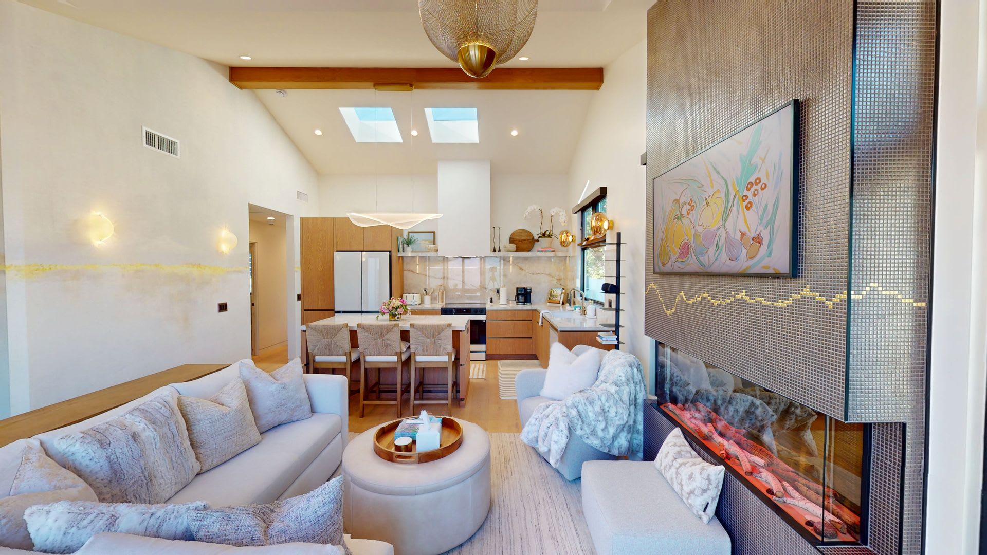 Elevated Living Fully Furnished – photo 2
