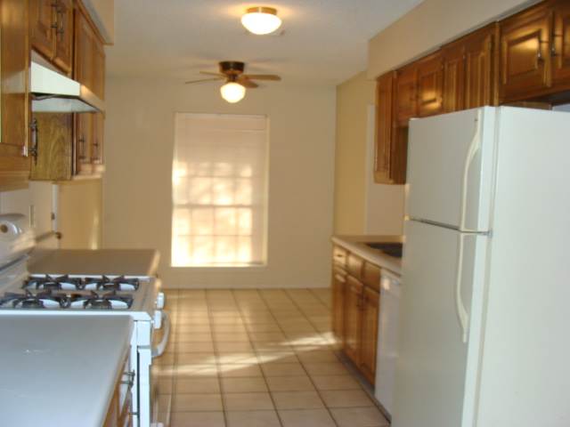 2711 Augusta Dr – photo 3