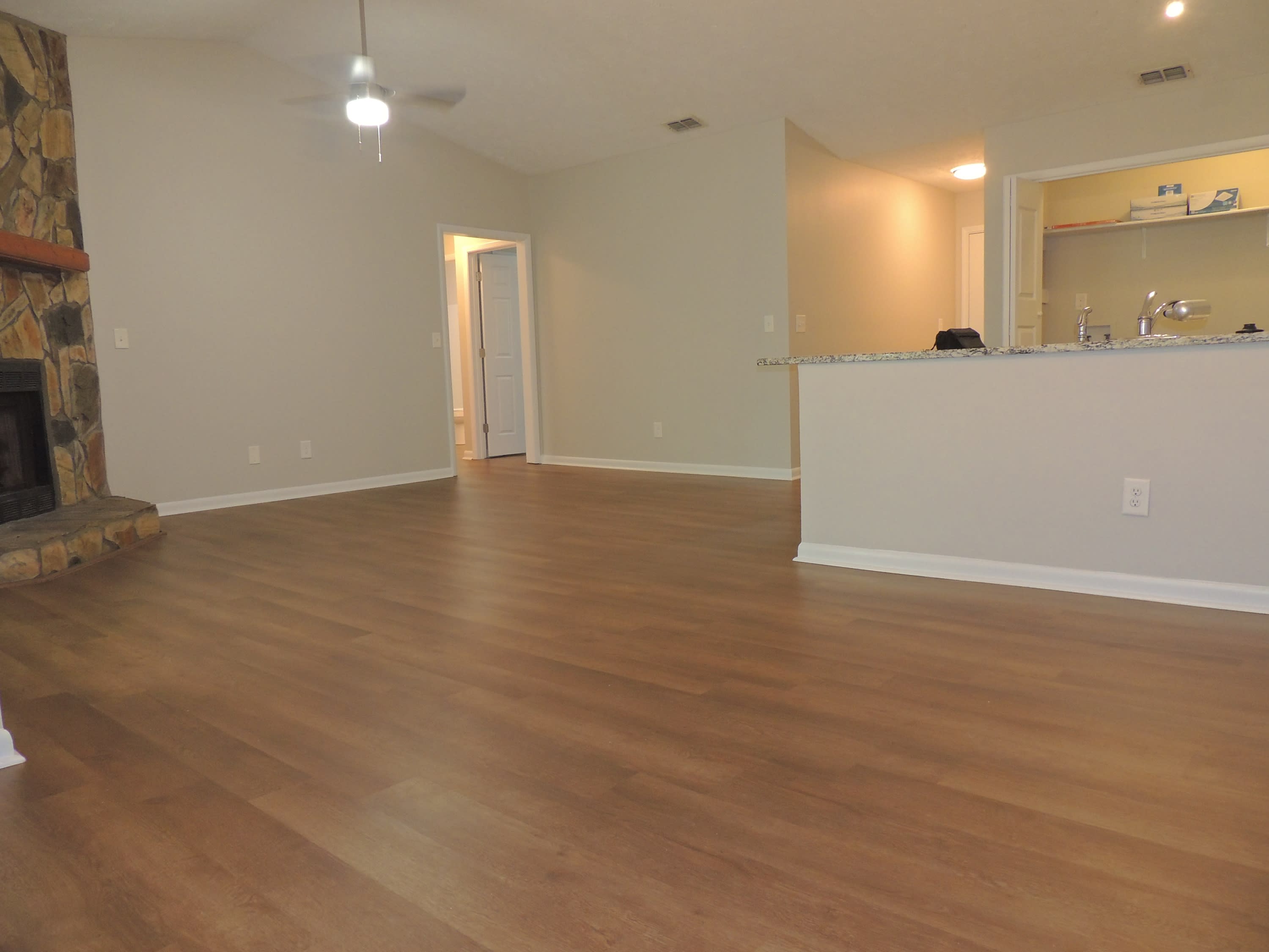 1006 Wood Creek Drive #8 – photo 4