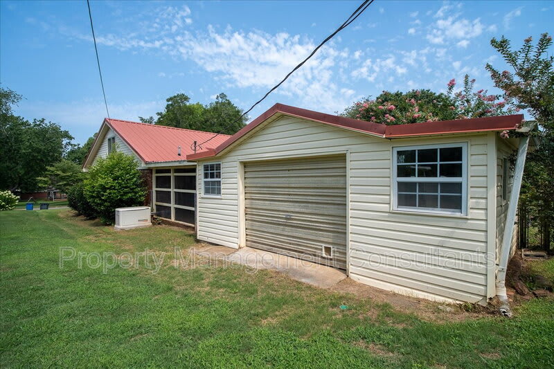 2524 Chickasaw Dr – photo 5