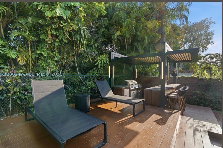 4628 SW 10th St – photo 5