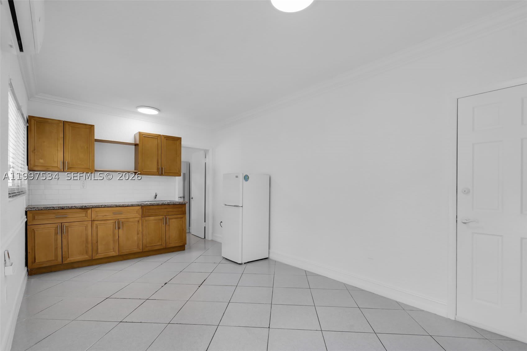 201 SW 51st Ct – photo 2