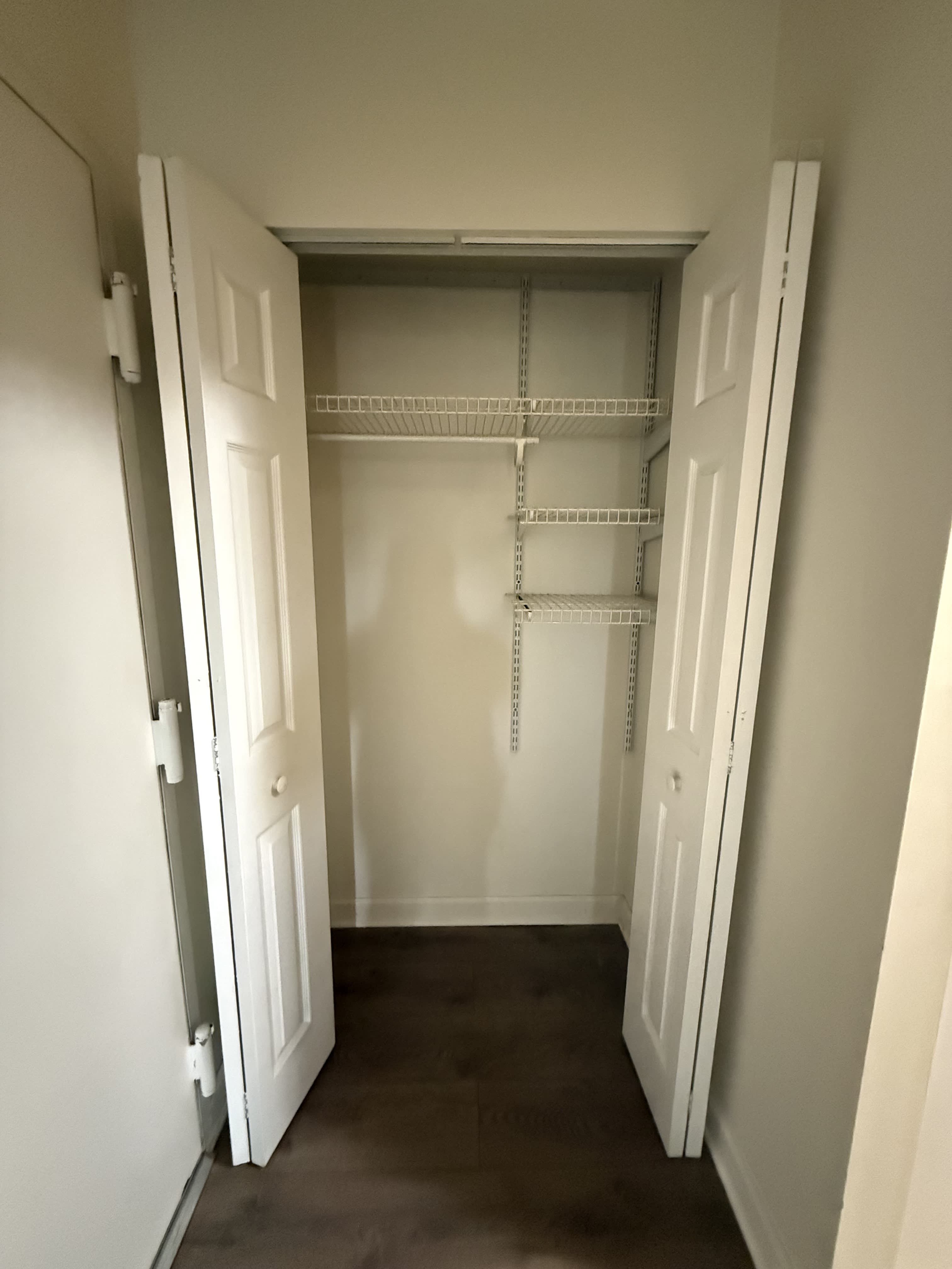 6930 Hanover Parkway – photo 4