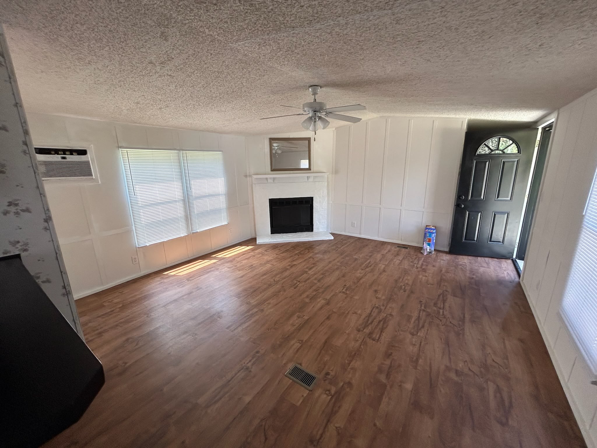 2250 White Road – photo 1