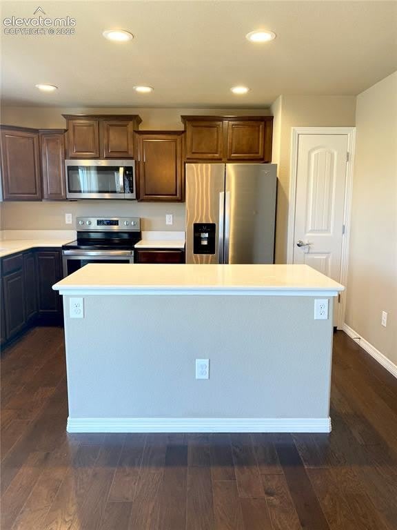6142 Meadowbank Lane – photo 3