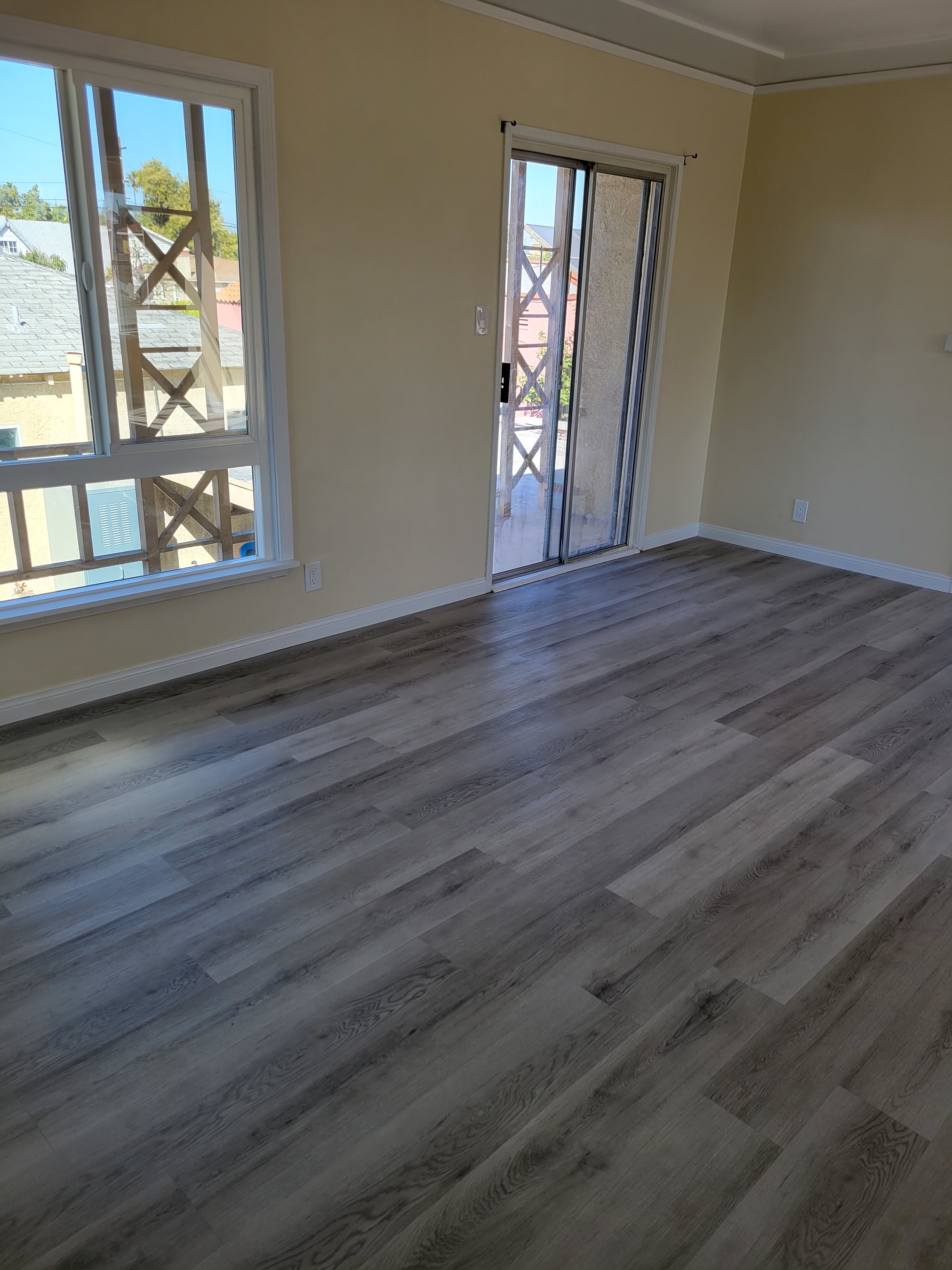 2416 Flower St – photo 1