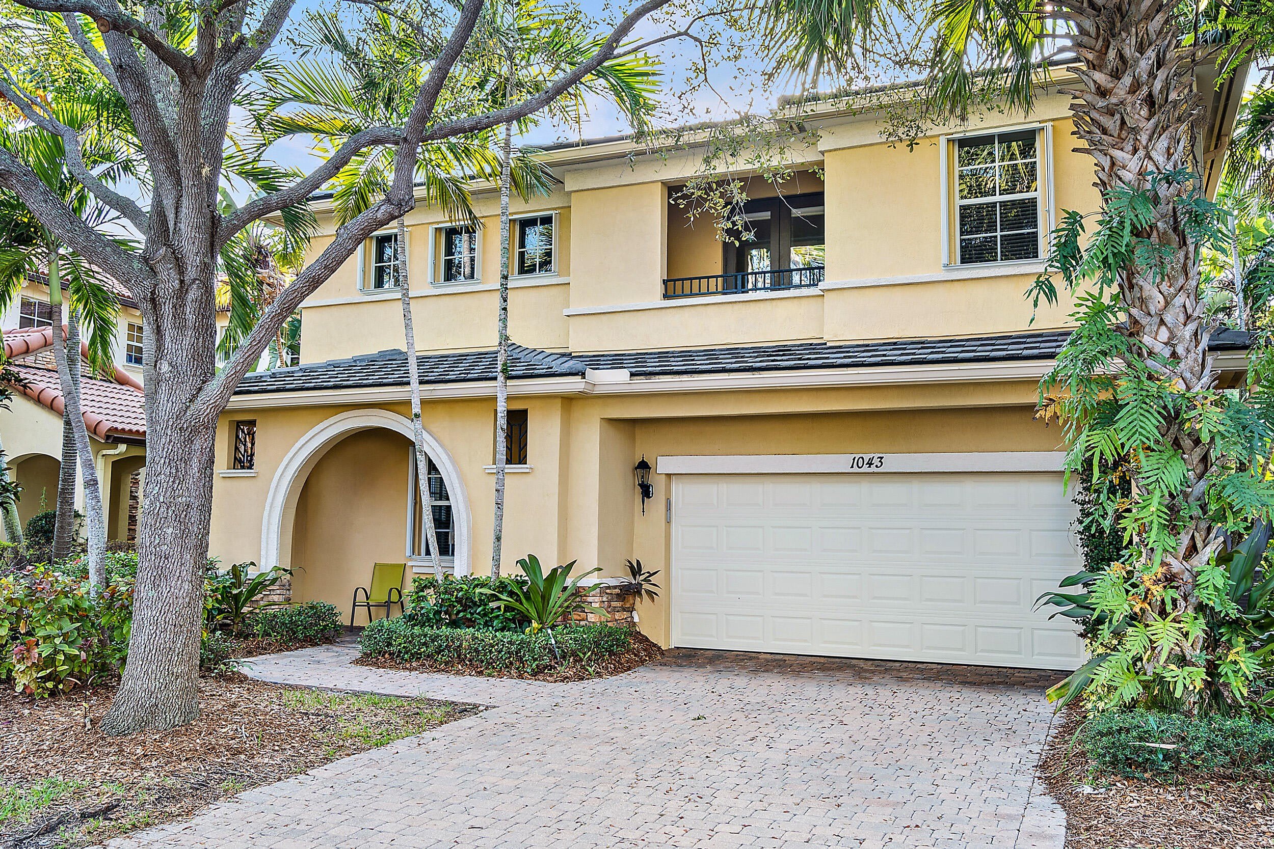 1043 Vintner Boulevard – photo 1