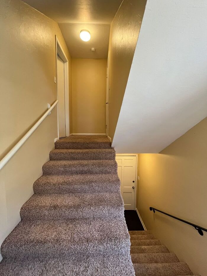 3617 1/2 North Drexel Boulevard – photo 2