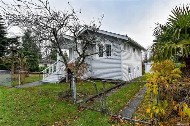 Charming West Seattle 1 Bedroom Home With Office And Large Fenced Yard – photo 4