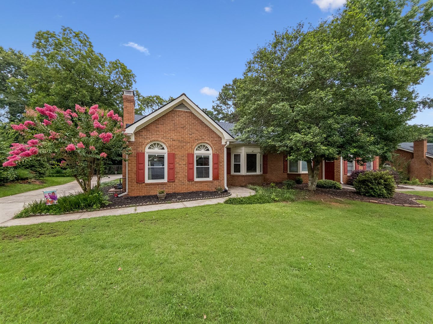 Updated 2Br 2Ba Townhome In Convenient East Athens Location – photo 2