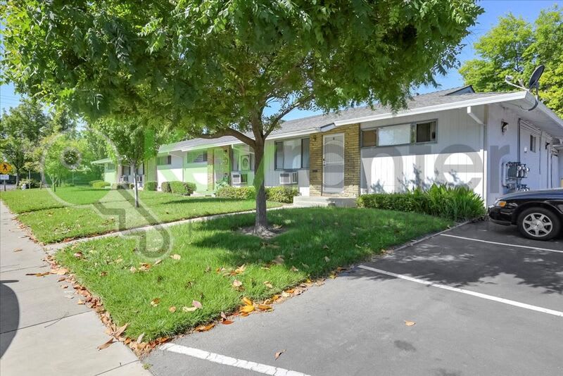 6705 Greenback Lane – photo 3