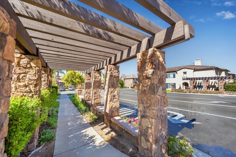 28440 Mirabelle Lane – photo 2