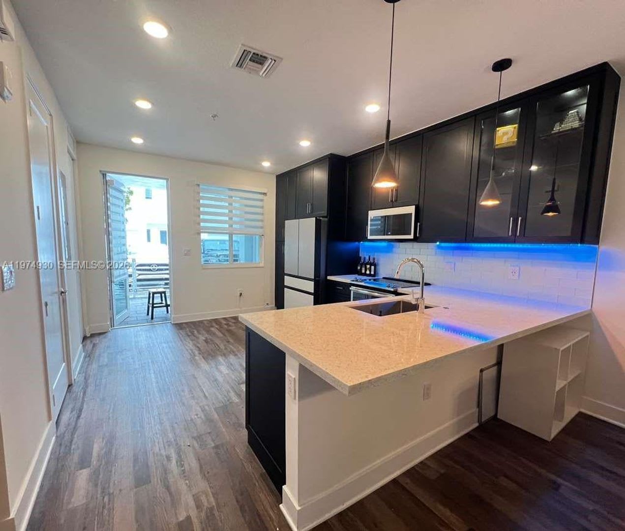 10229 Nw 64Th Terrace 101 Doral Fl 33178 – photo 2