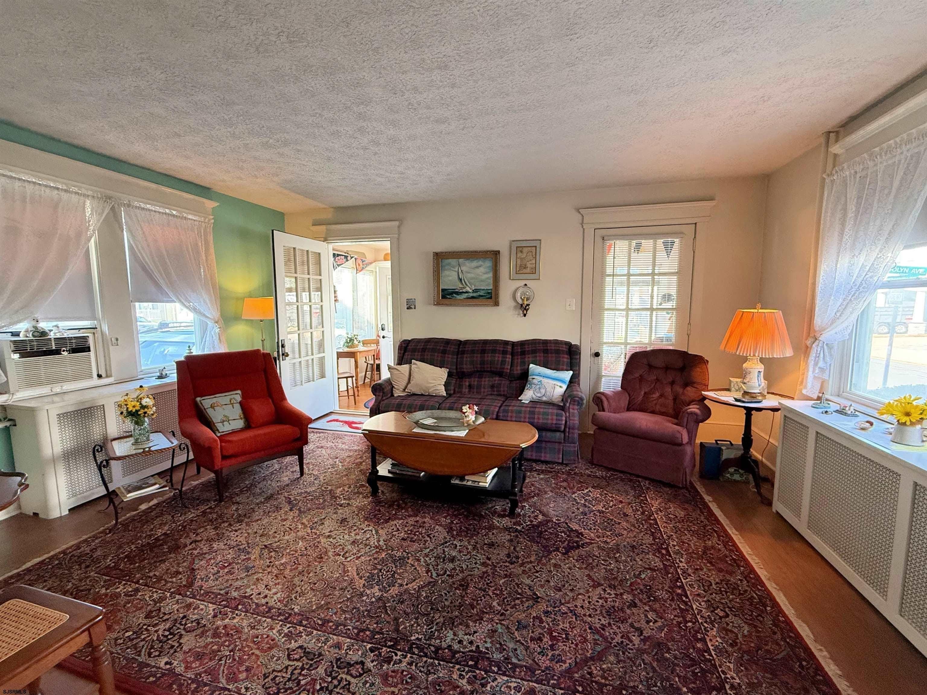 135 N Avolyn Ave – photo 4