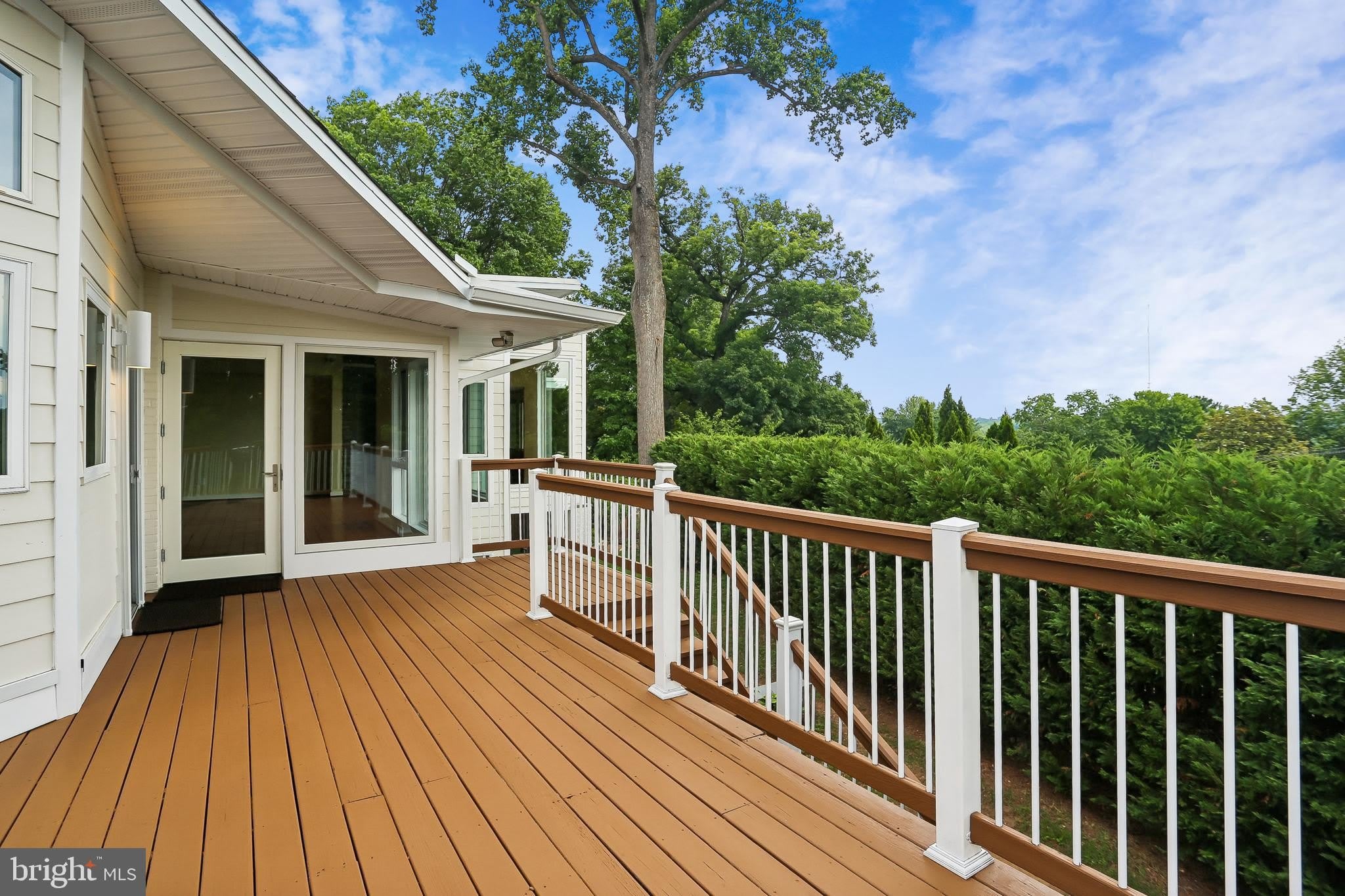 3301 SHIRLEY LN – photo 4