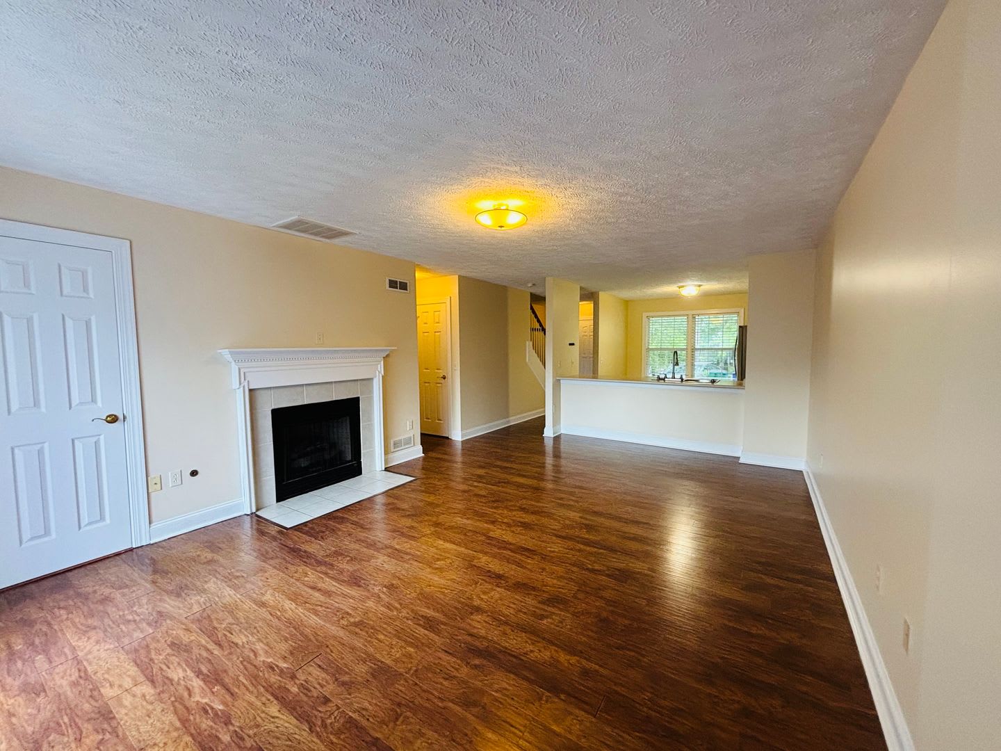 2 Bedroom, 2.5 Townhouse in Christiansburg – photo 4