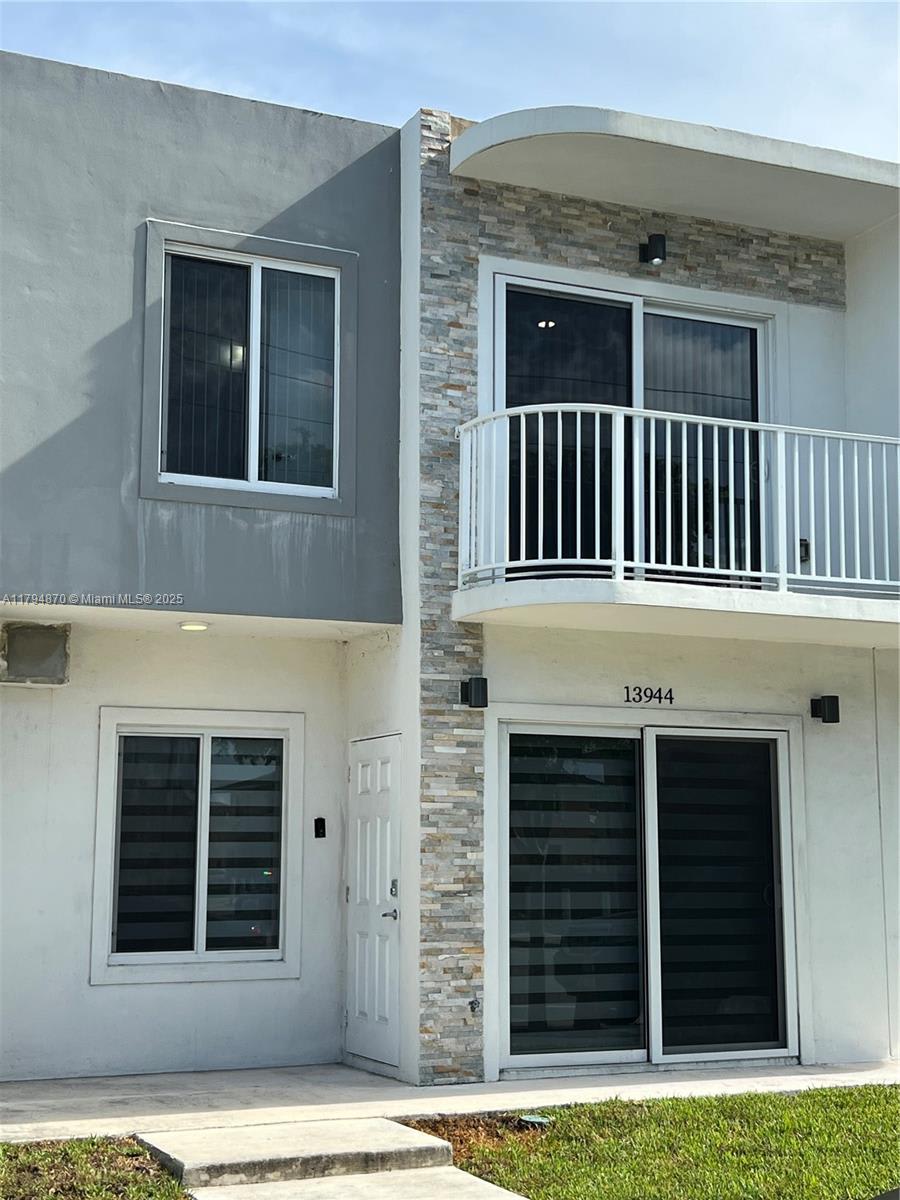 13944 Southwest 259th Way – photo 2