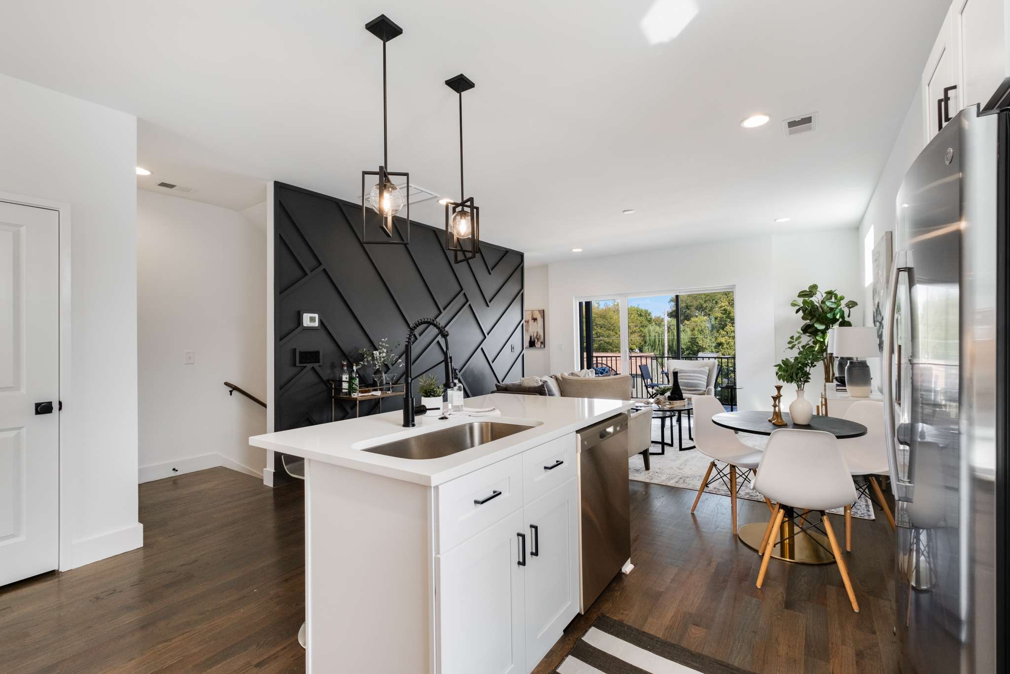1806 Lischey Avenue – photo 5