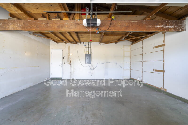 1219 North Van Buren Street – photo 4