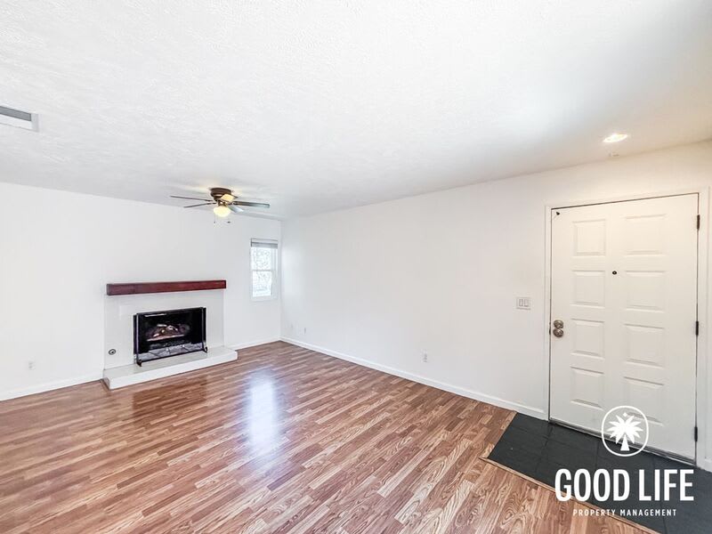 6540 College Grove Dr – photo 4