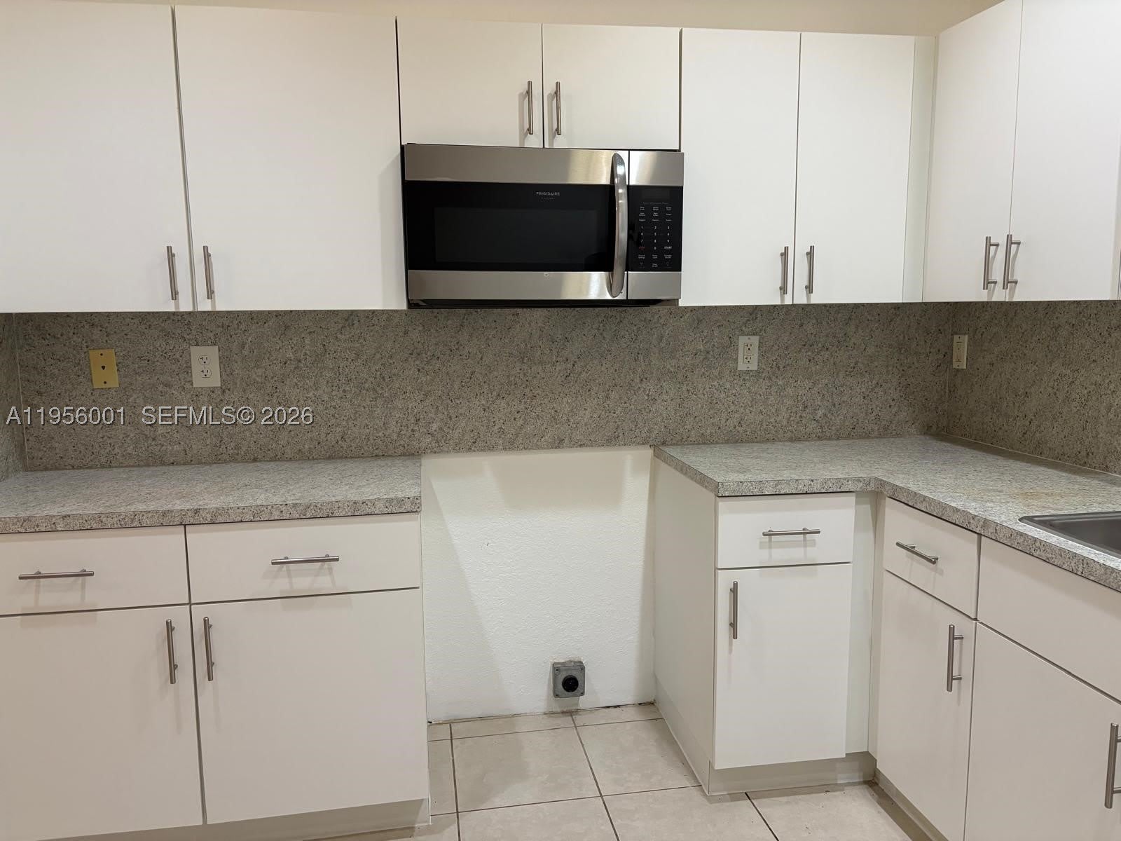2916 NW 51st St – photo 4