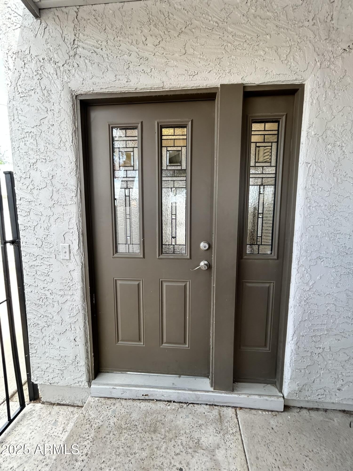 329 E AMBASSADOR Drive – photo 4