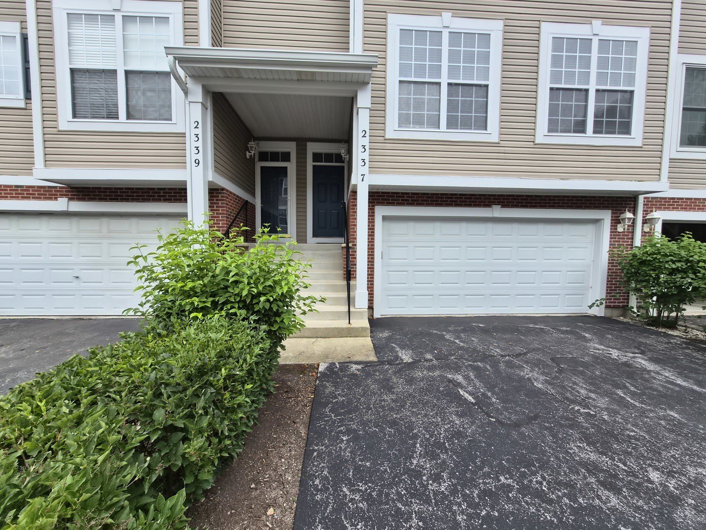 2337 Hudson Circle – photo 4