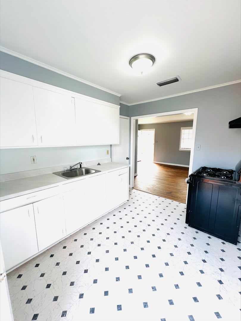 Lakeside Villa Apartment – photo 4