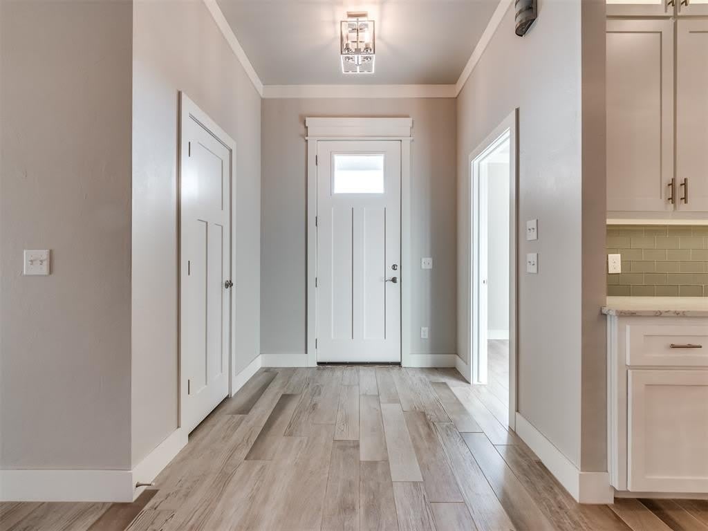 2425 Rumble Lane – photo 4