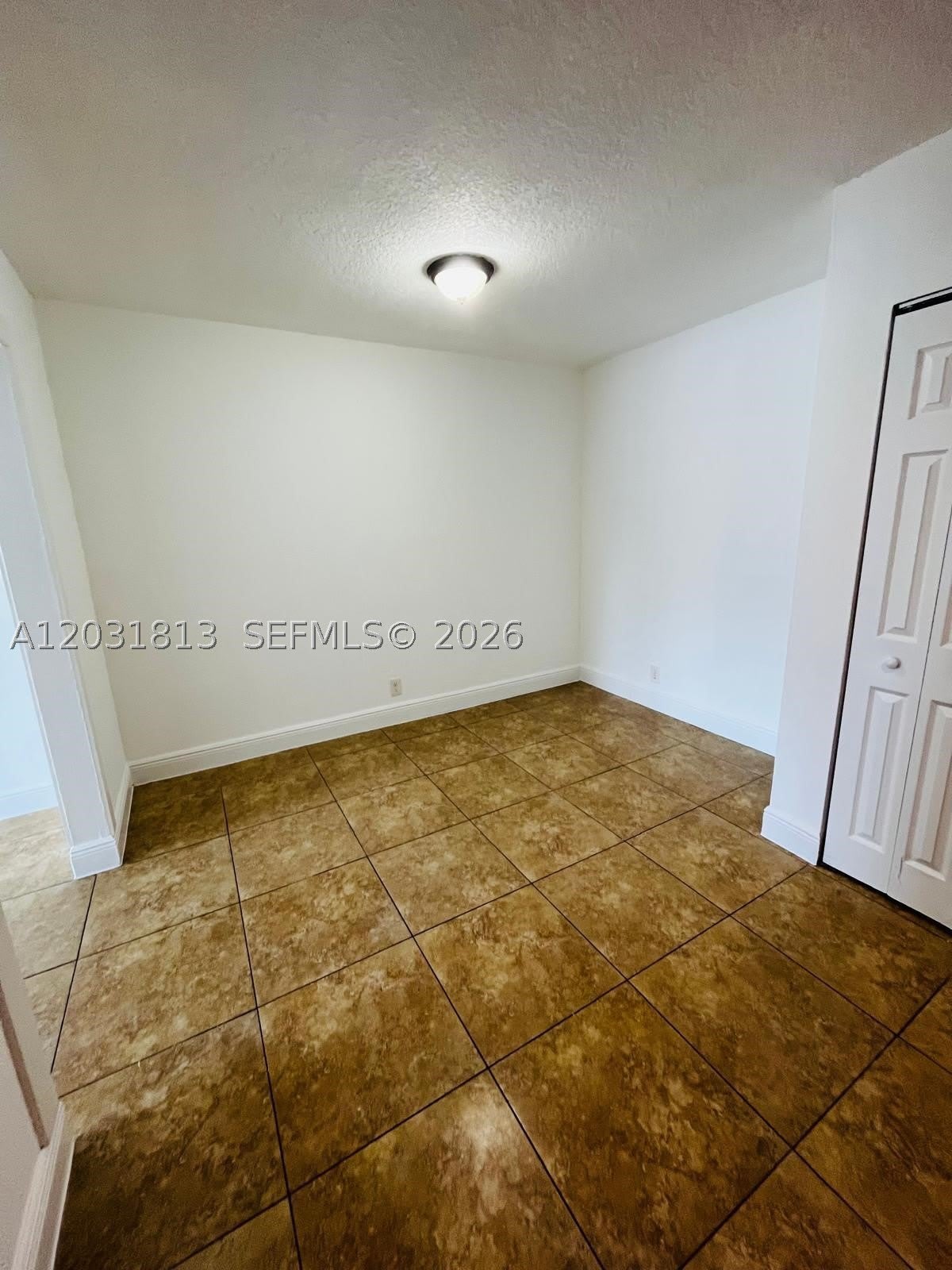 7701 SW 10th Ct – photo 4