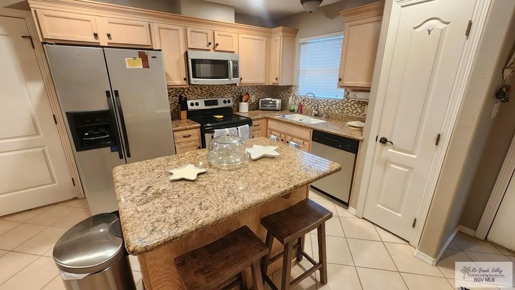 9 DORAL AVE. – photo 5