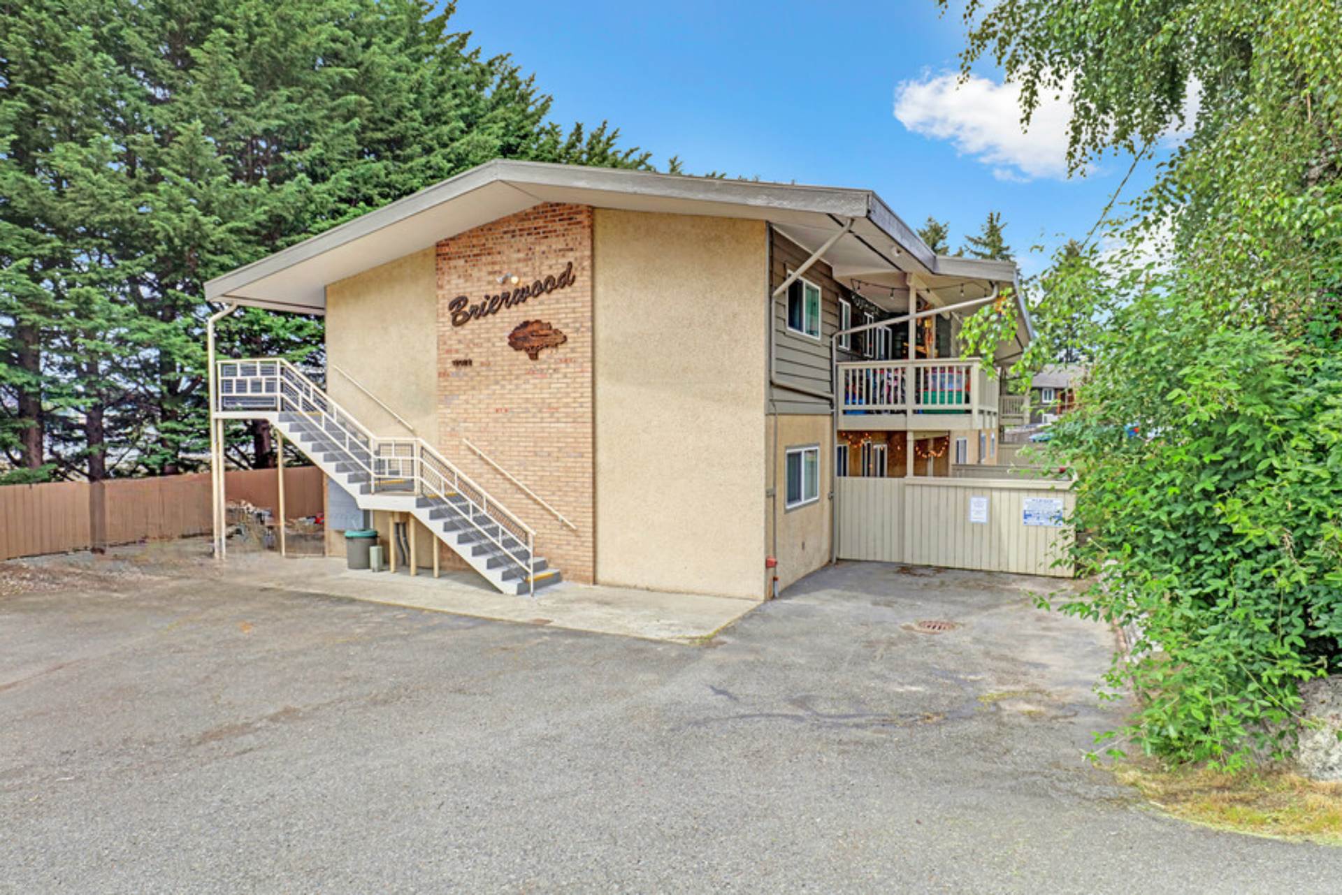 Brierwood – photo 1