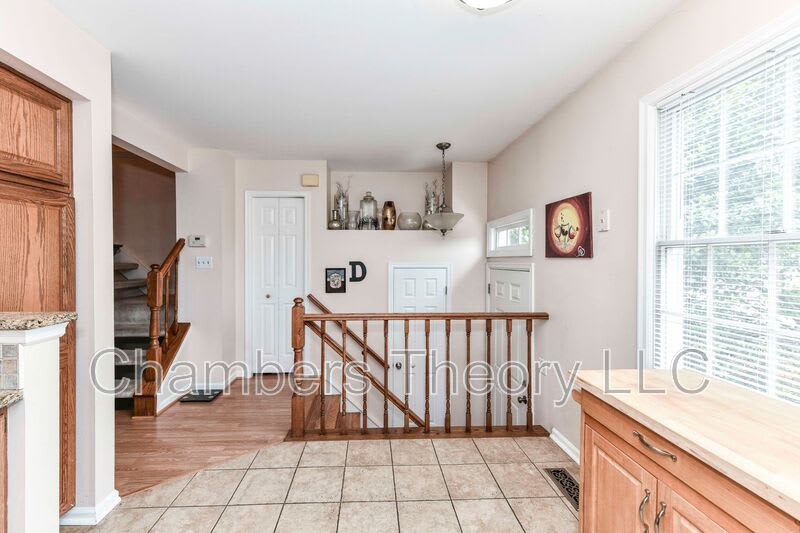 21929 Myrtlewood Sq. – photo 5