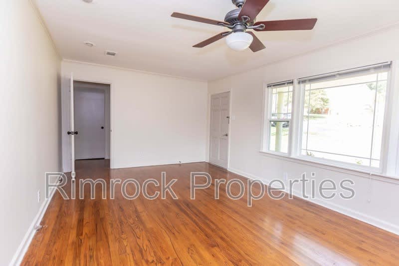 2500 Durwood Road – photo 4