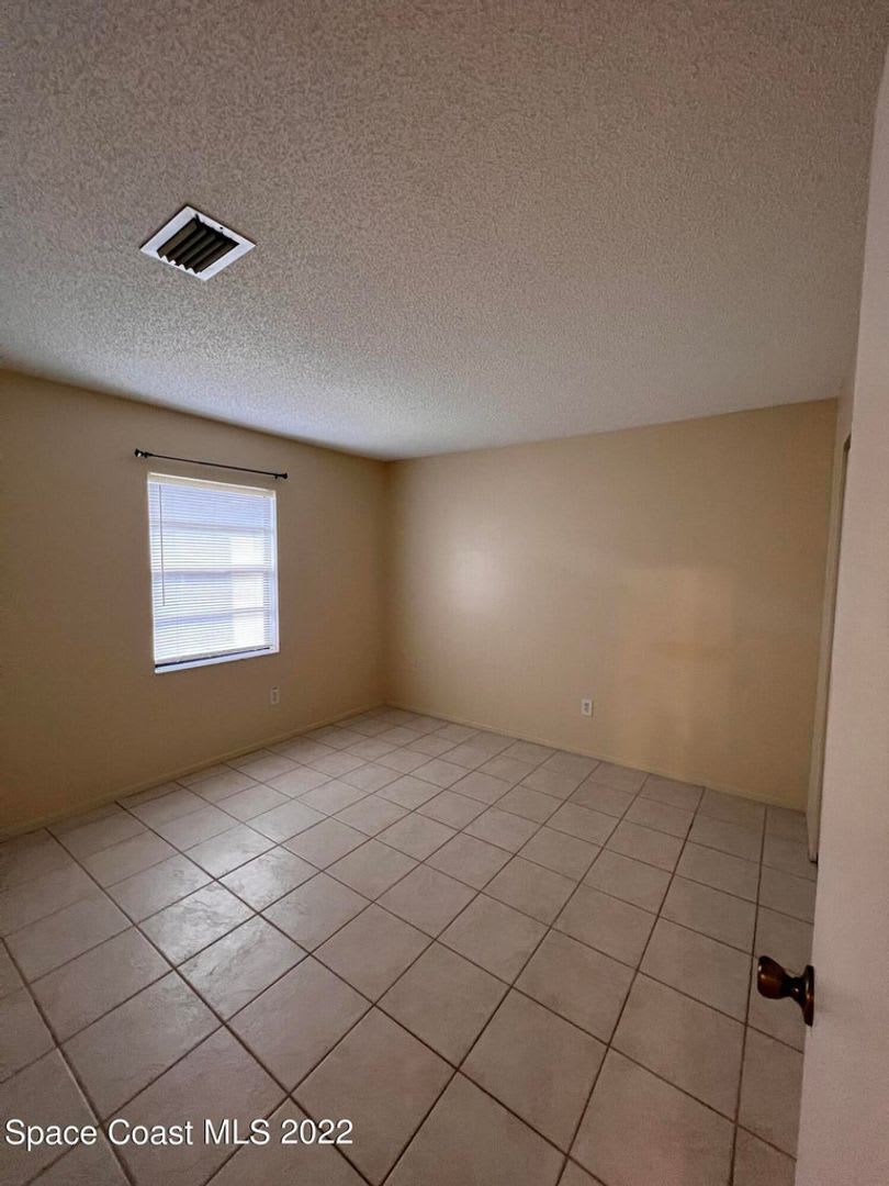 Rockledge condo – photo 5