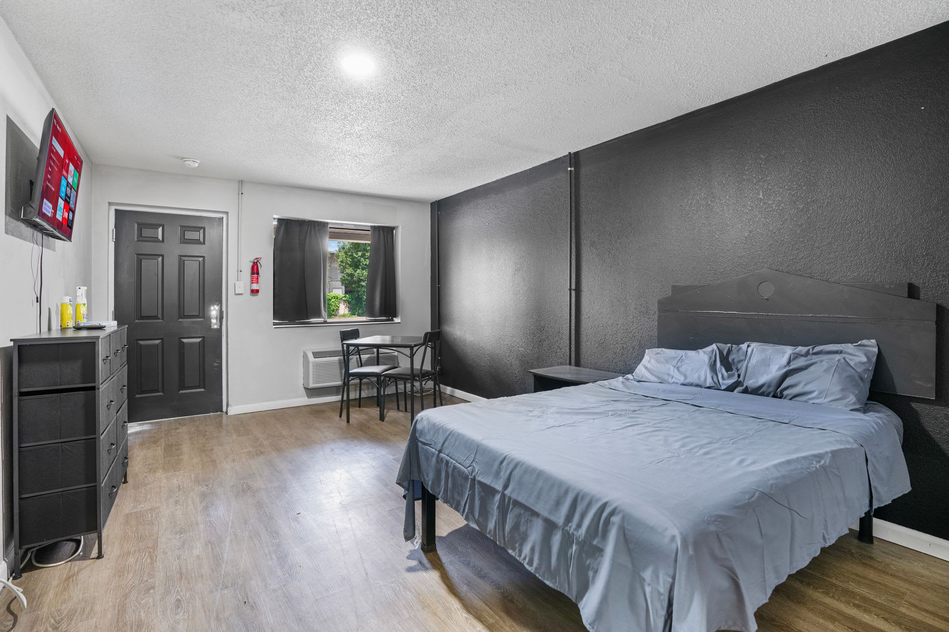 Providence Place Furnished Studio Apartments – photo 4