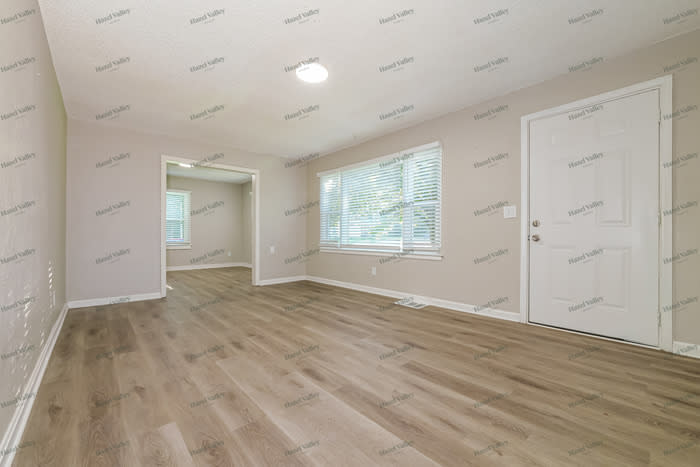 9500 Haskins Street – photo 5