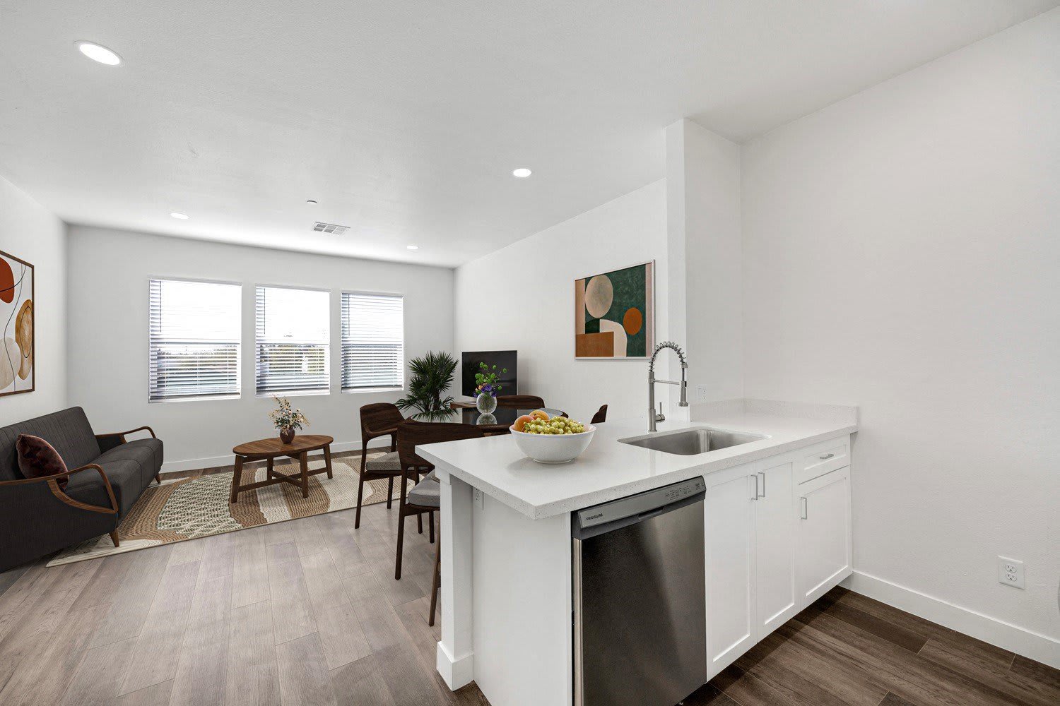 Youngtown Flats – photo 5