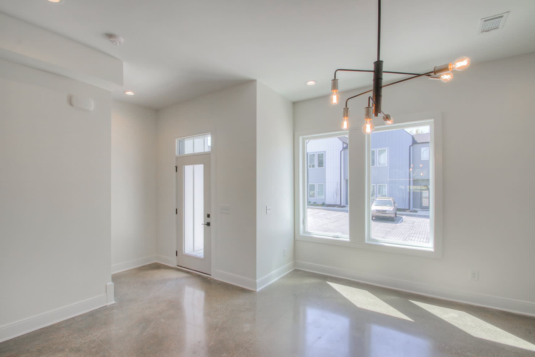 1540 Yarra Street – photo 2