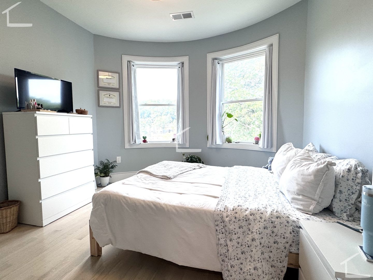 State Of The Art And No Fee Washington Square Luxury Sunny Xl Rooms 3 Baths Laundry In Unit Pet Negotiable – photo 5