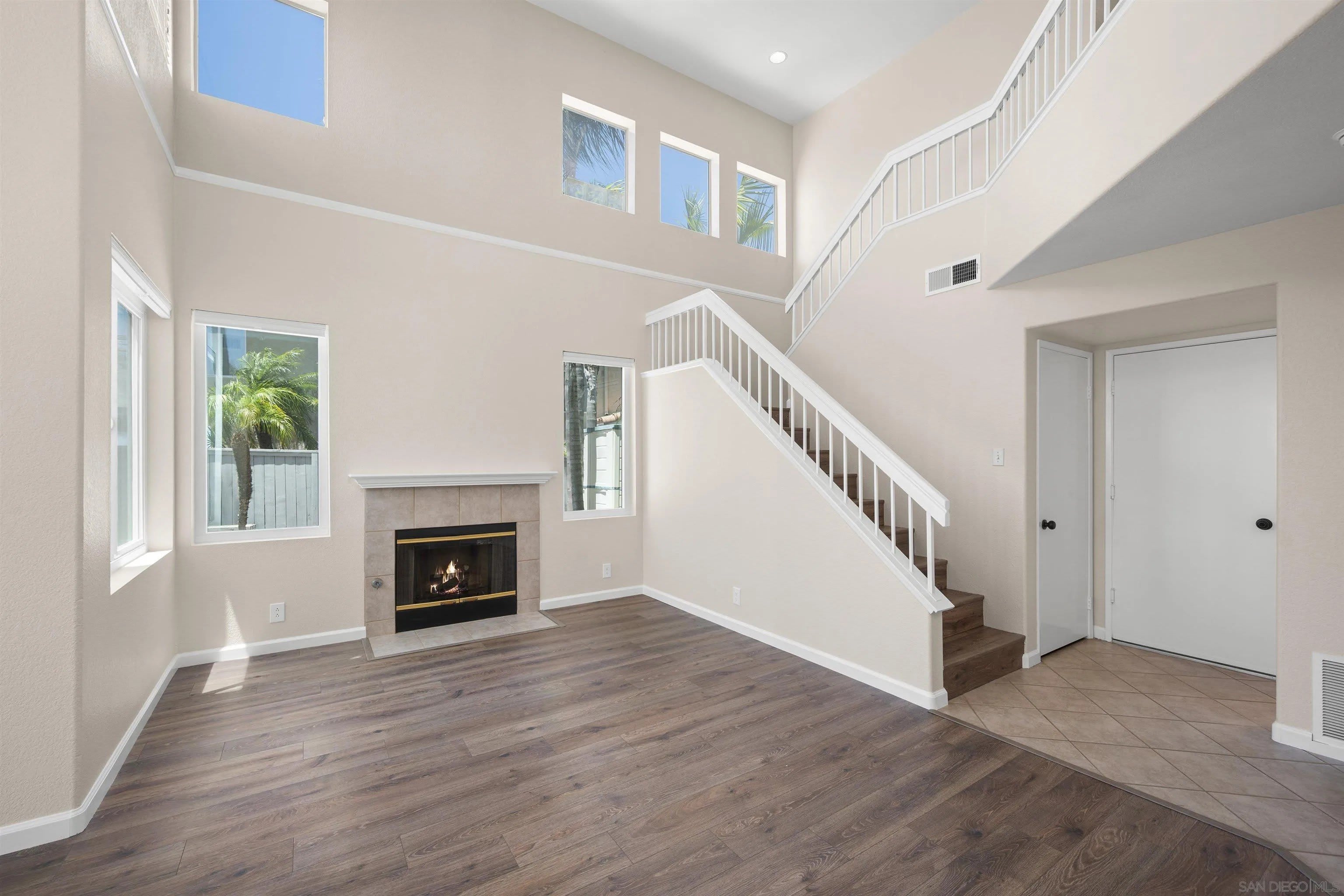 724 Cardona Ave – photo 5