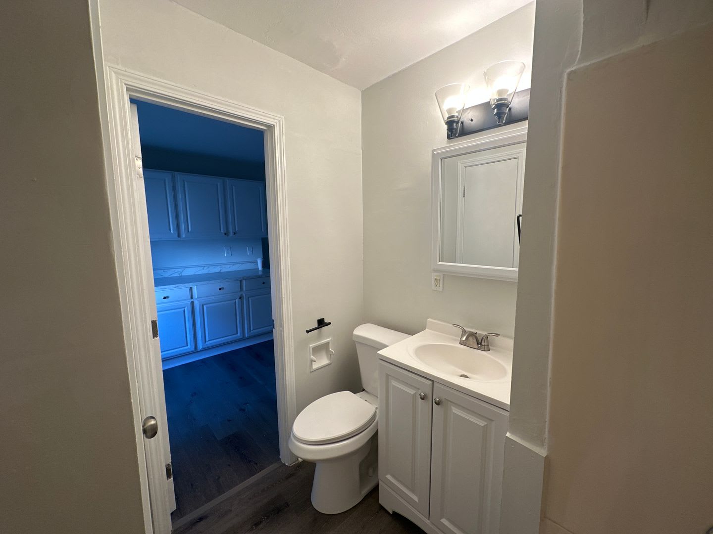 2 Bedroom Unit Close to Downtown – photo 3
