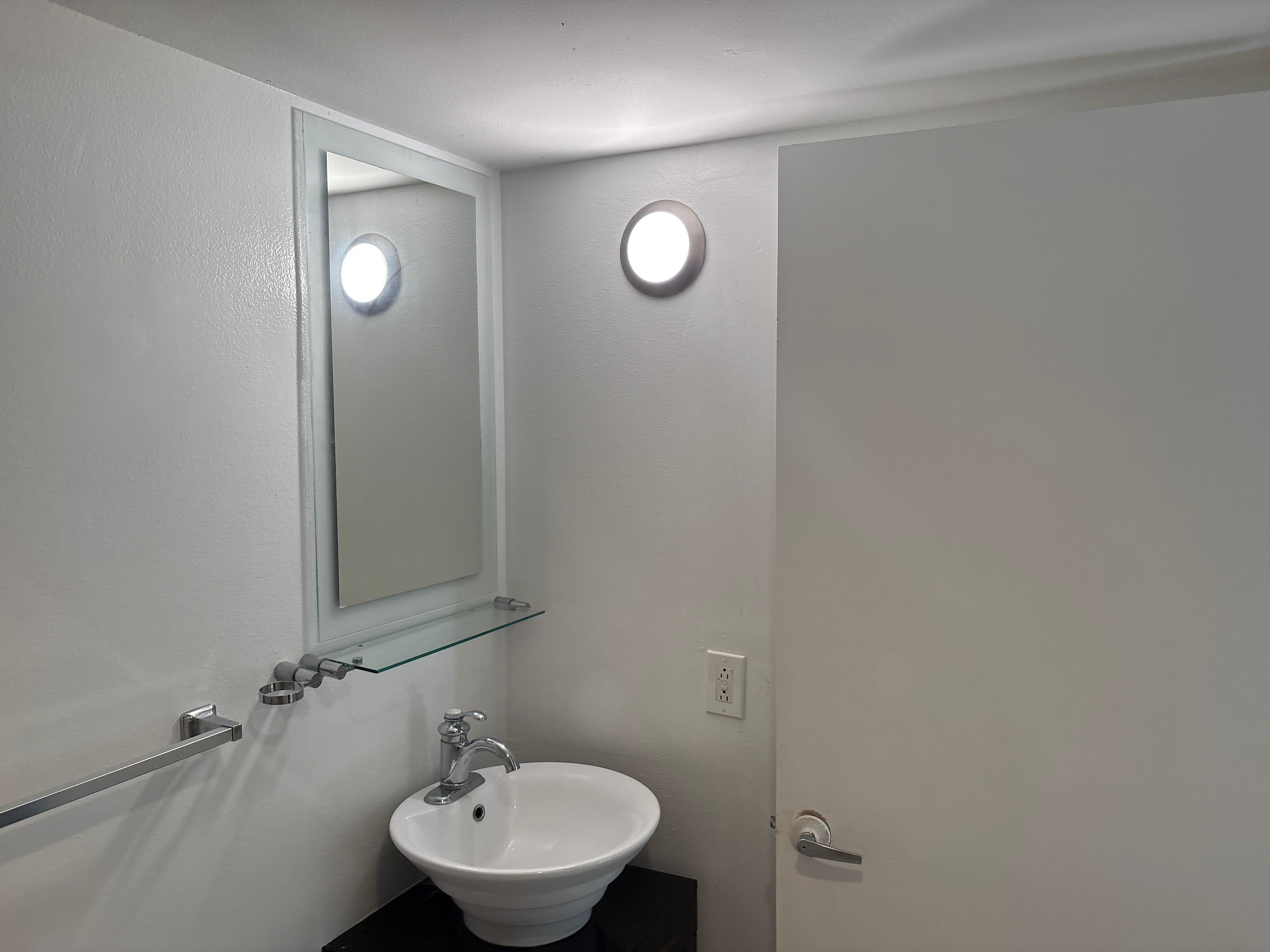 701 S Madison Ave – photo 5