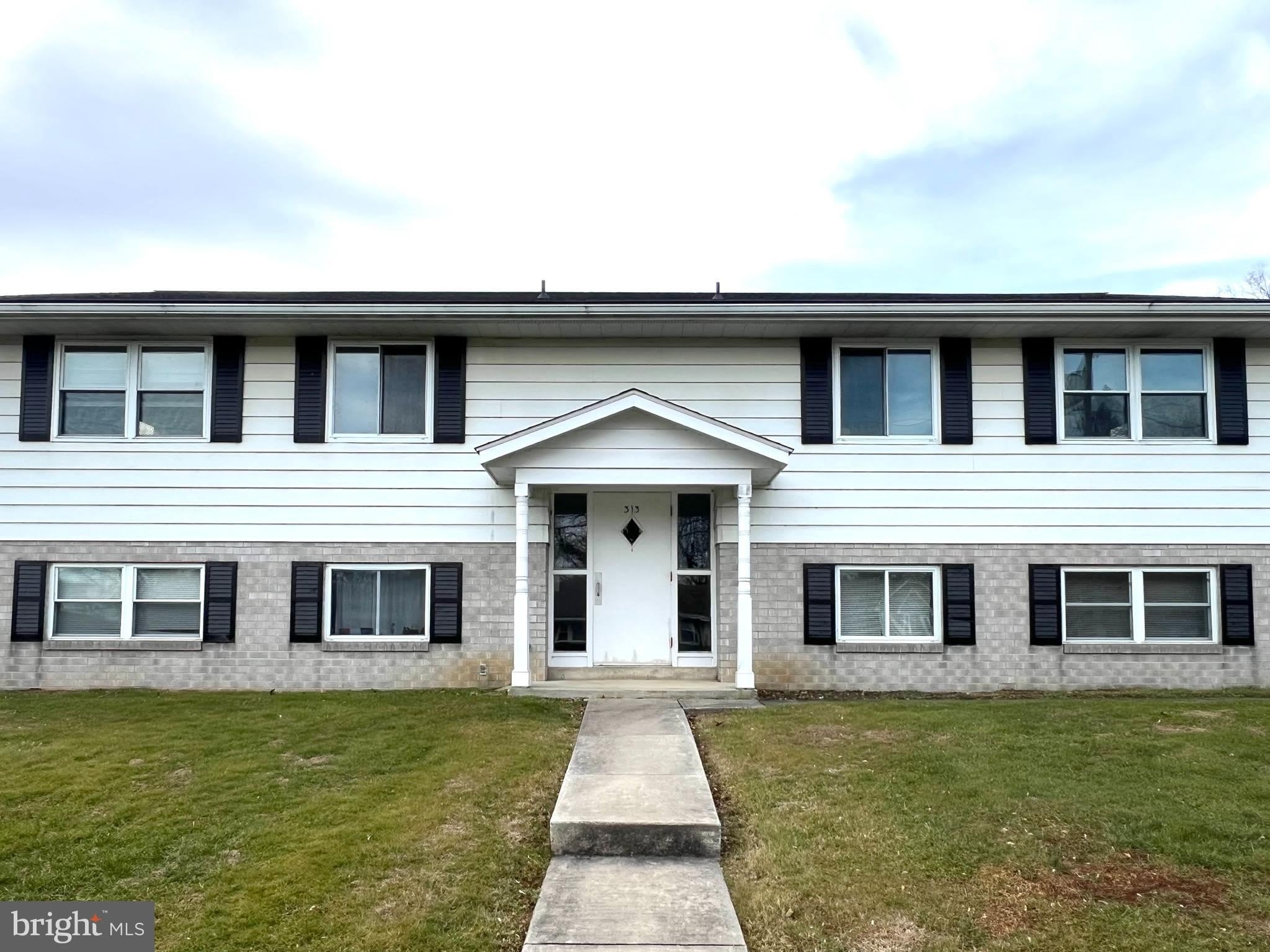 313 HERR Avenue – photo 1
