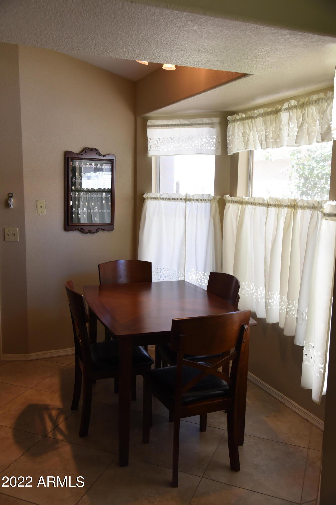 1690 E Gary Drive – photo 3