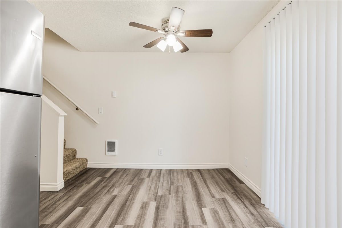 Heritage Crossing Townhome Apartments – photo 4
