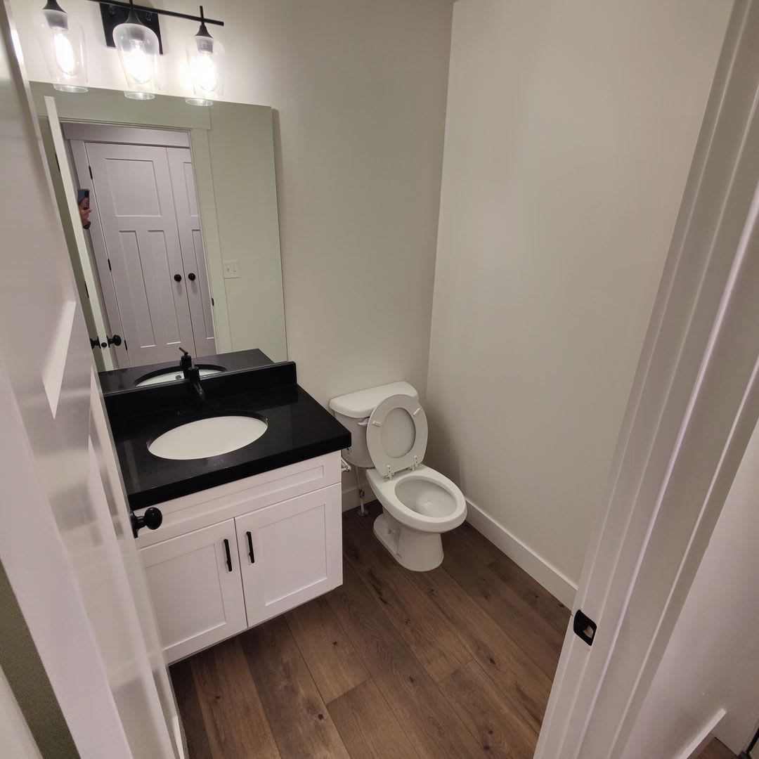 Beautiful-Pristine 4 Bedroom Condo for Rent in Midvale – photo 5