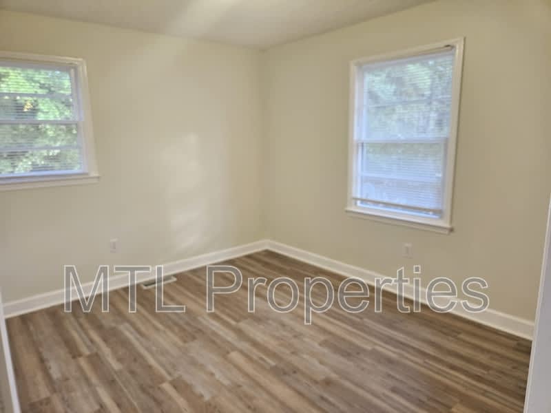 1445 Pine Spring Drive – photo 5