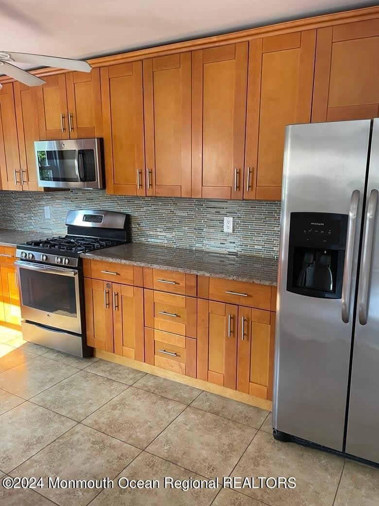3 Berger Avenue – photo 3